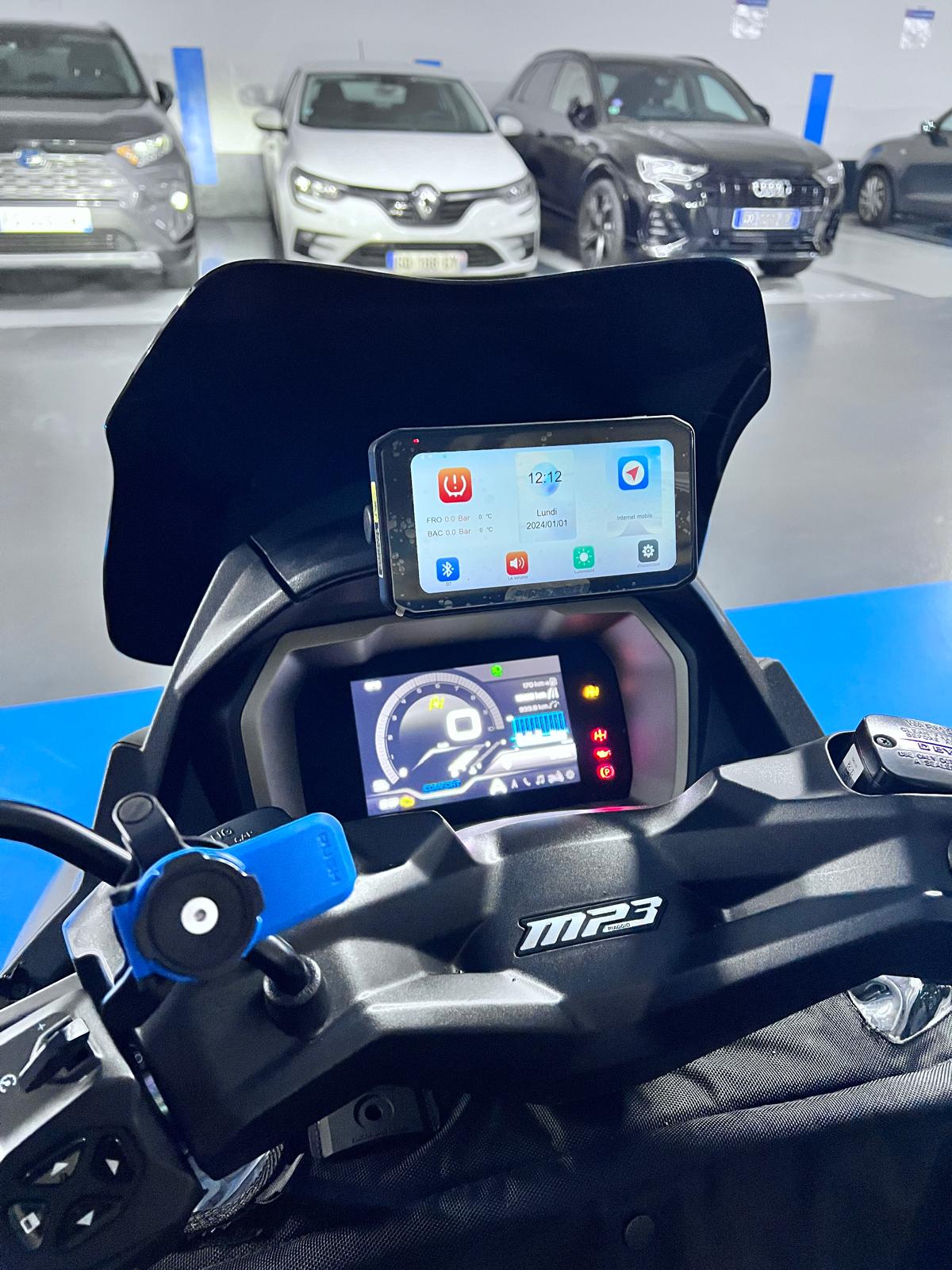 Écran Edge 6,3" CarPlay / Android Auto