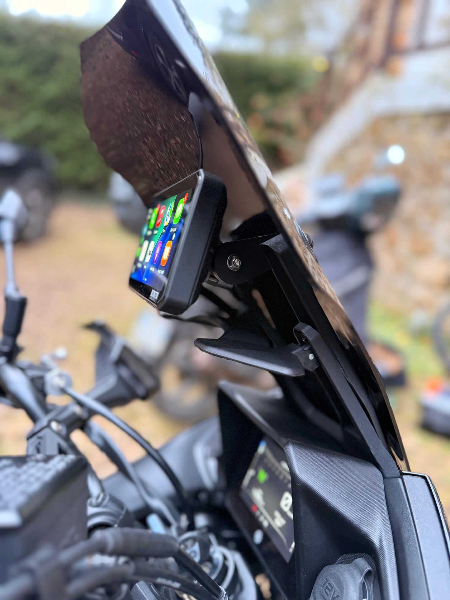 Écran Edge 6,3" CarPlay / Android Auto