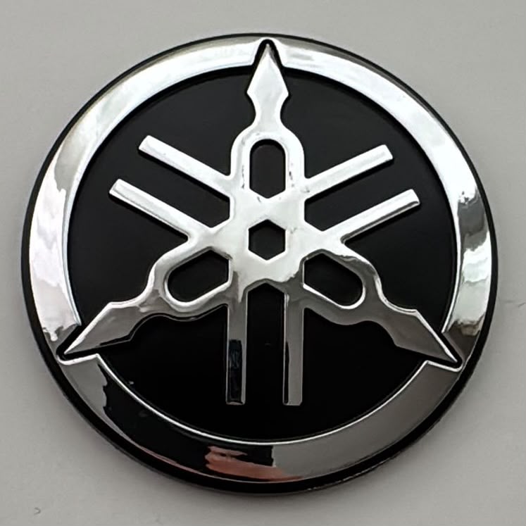 LOGO YAMAHA 50MM - COLORIS AU CHOIX